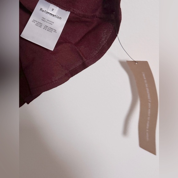 Reformation Gray Dress in Burgundy Size 2‎ - Picture 4 of 5